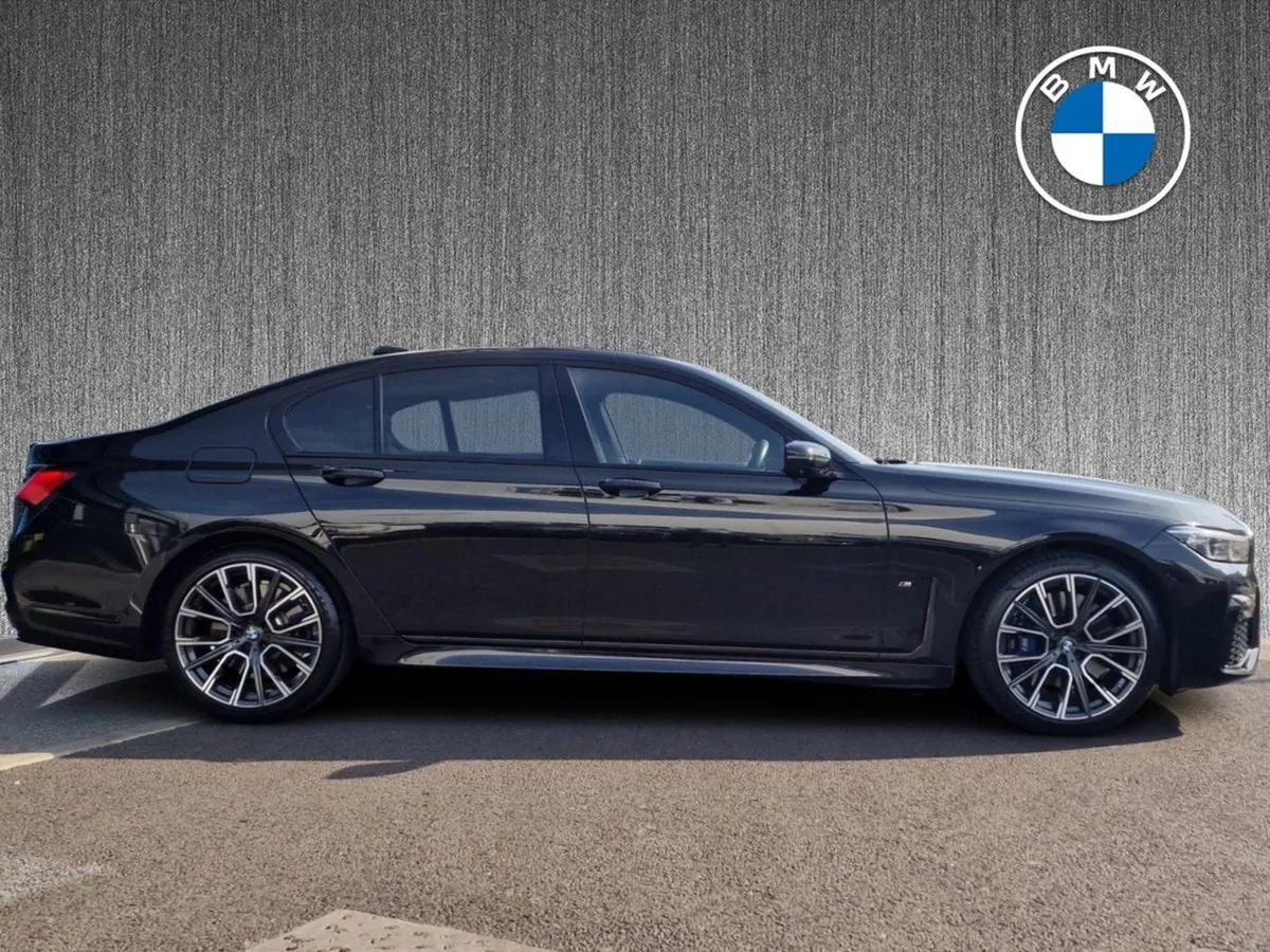 BMW 7 Series 730d Xdrive M Sport Saloon - Image 4