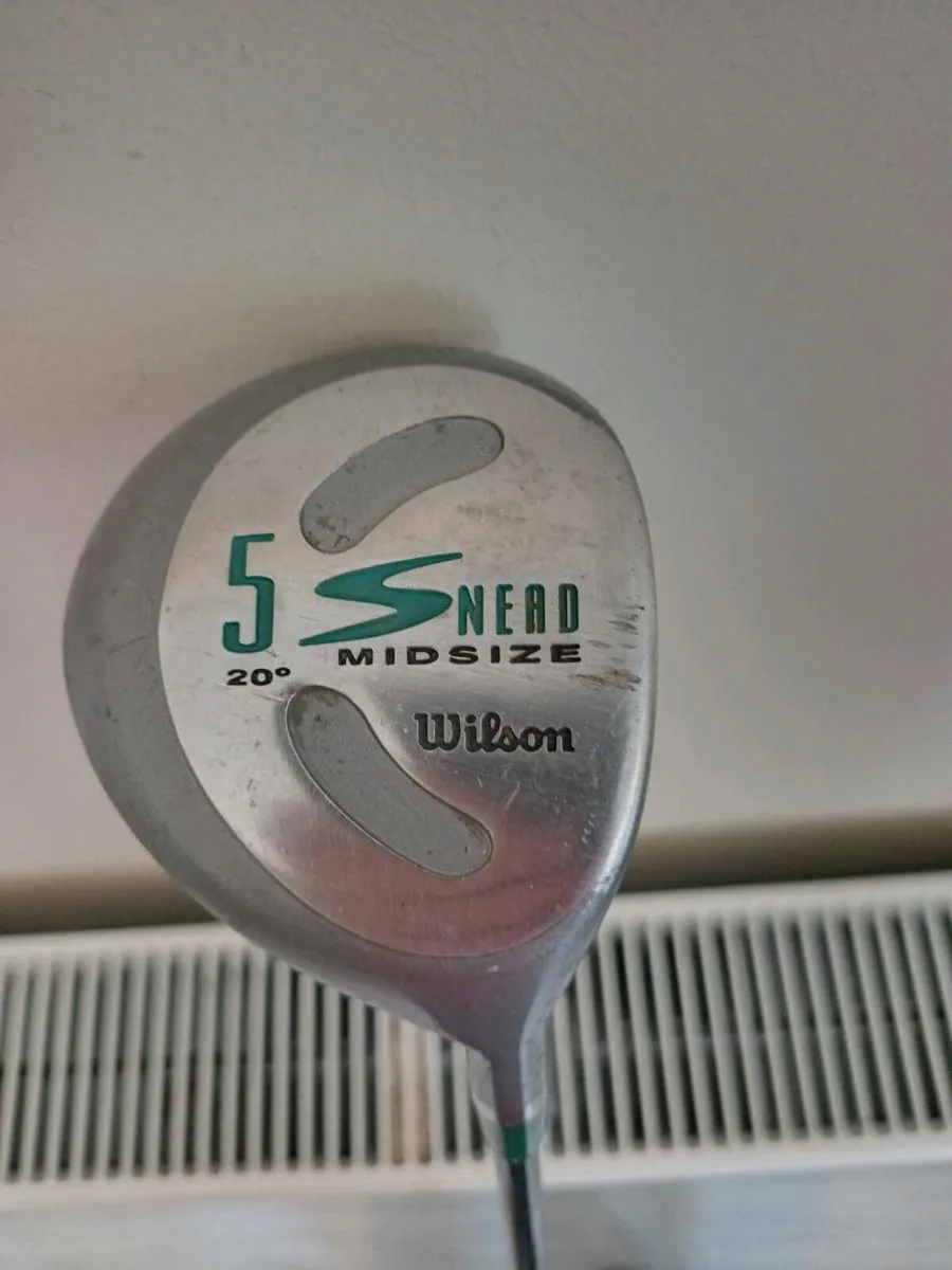 Wilson Golf 5 wood 20°.  Right handed clubs - Image 1