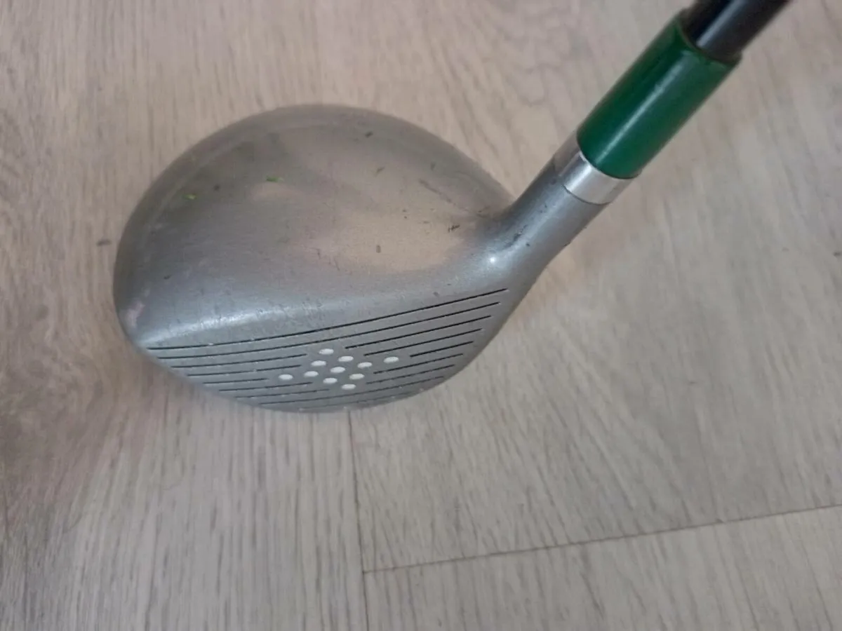 Wilson Golf 5 wood 20°.  Right handed clubs - Image 4