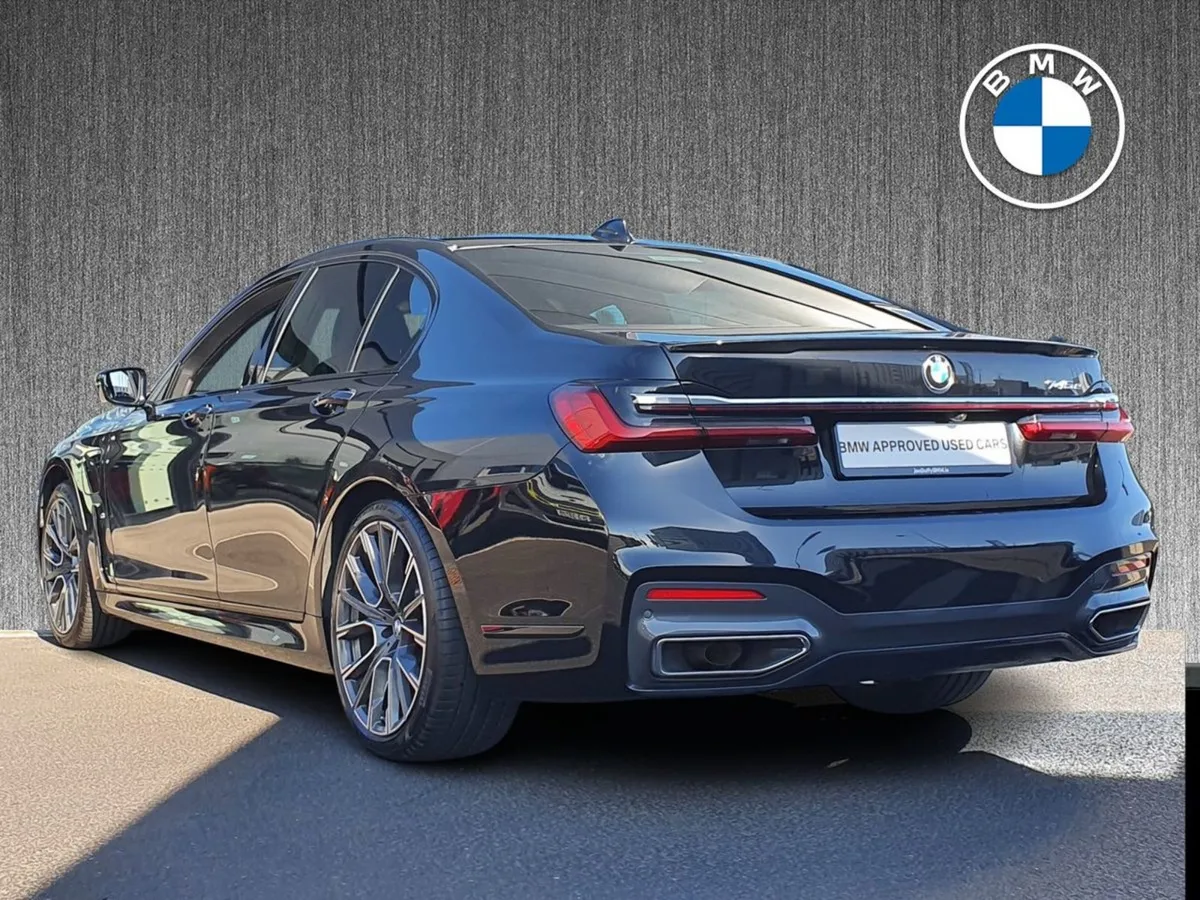 BMW 7 Series 745e M Sport Saloon - Image 3