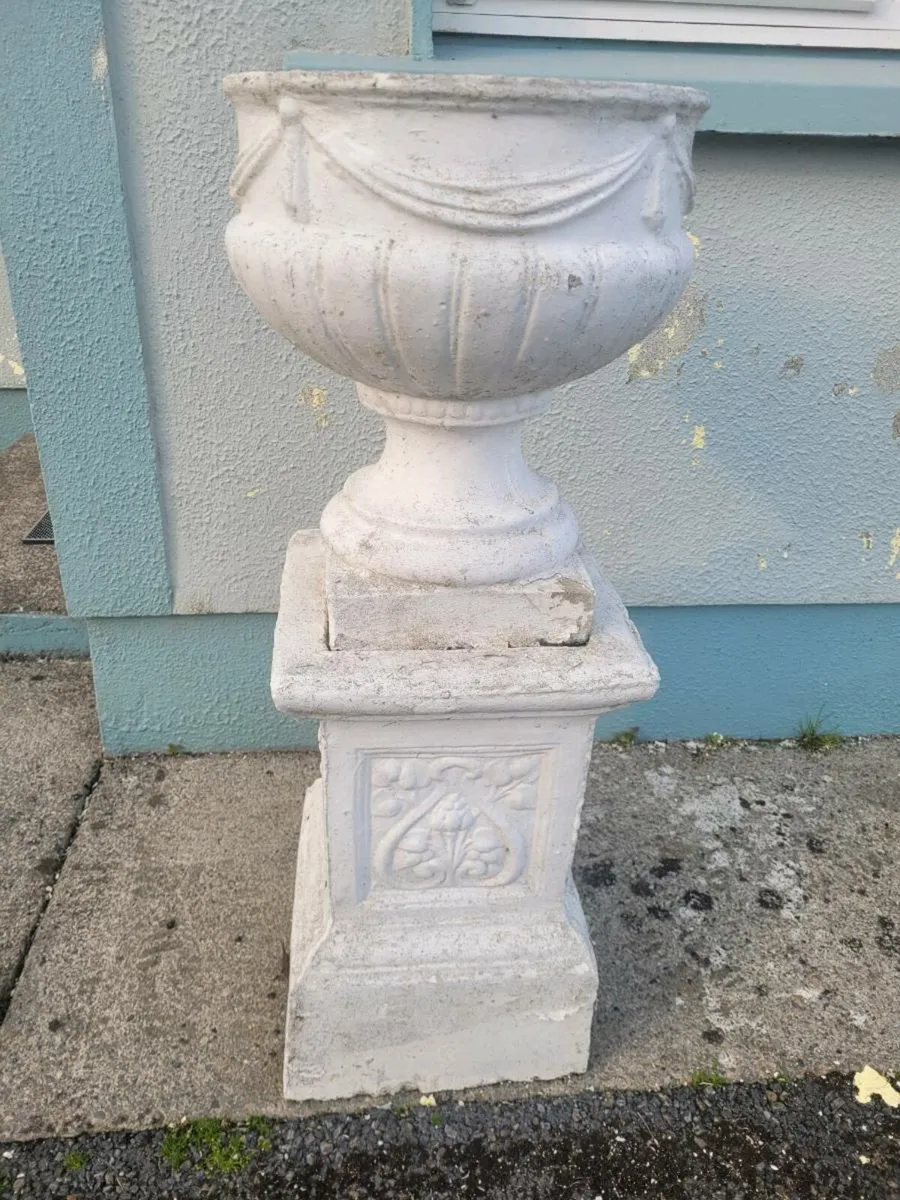 Garden Ornaments - Image 1