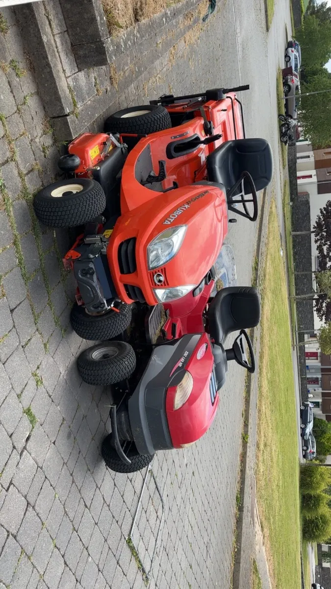 Castle garden ride on mower - Image 1