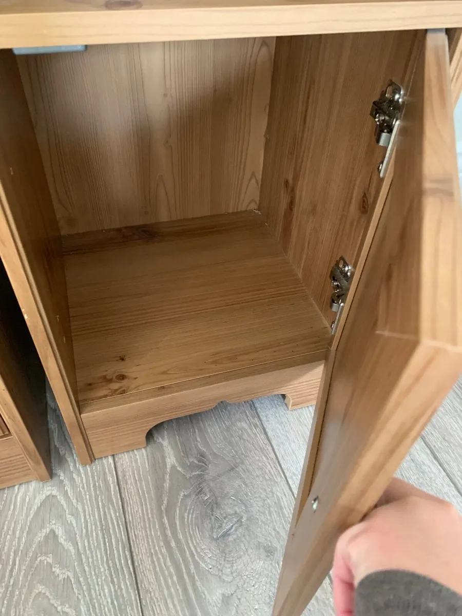 Bedside lockers - Image 2