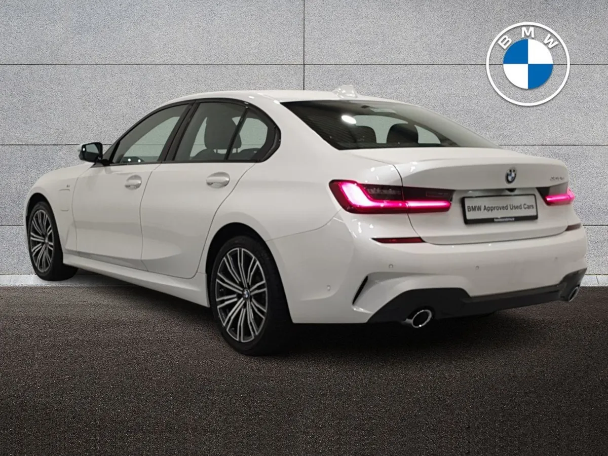 BMW 3 Series 330e M Sport Saloon - Image 3
