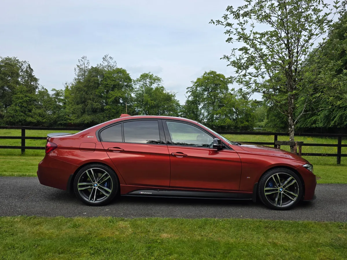 BMW 3-Series 330e Msport Shadow Edition - Image 2