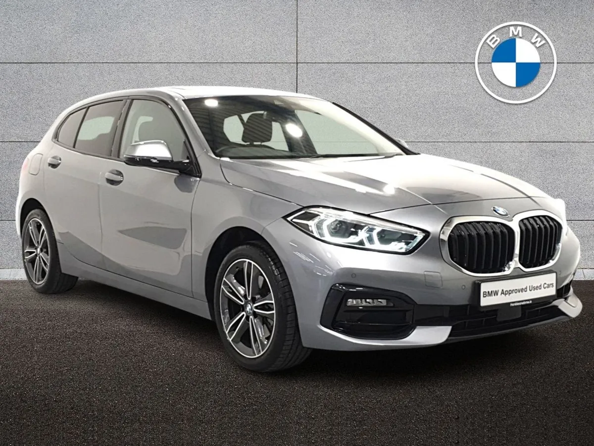 BMW 1 Series 118i Sport - Image 1