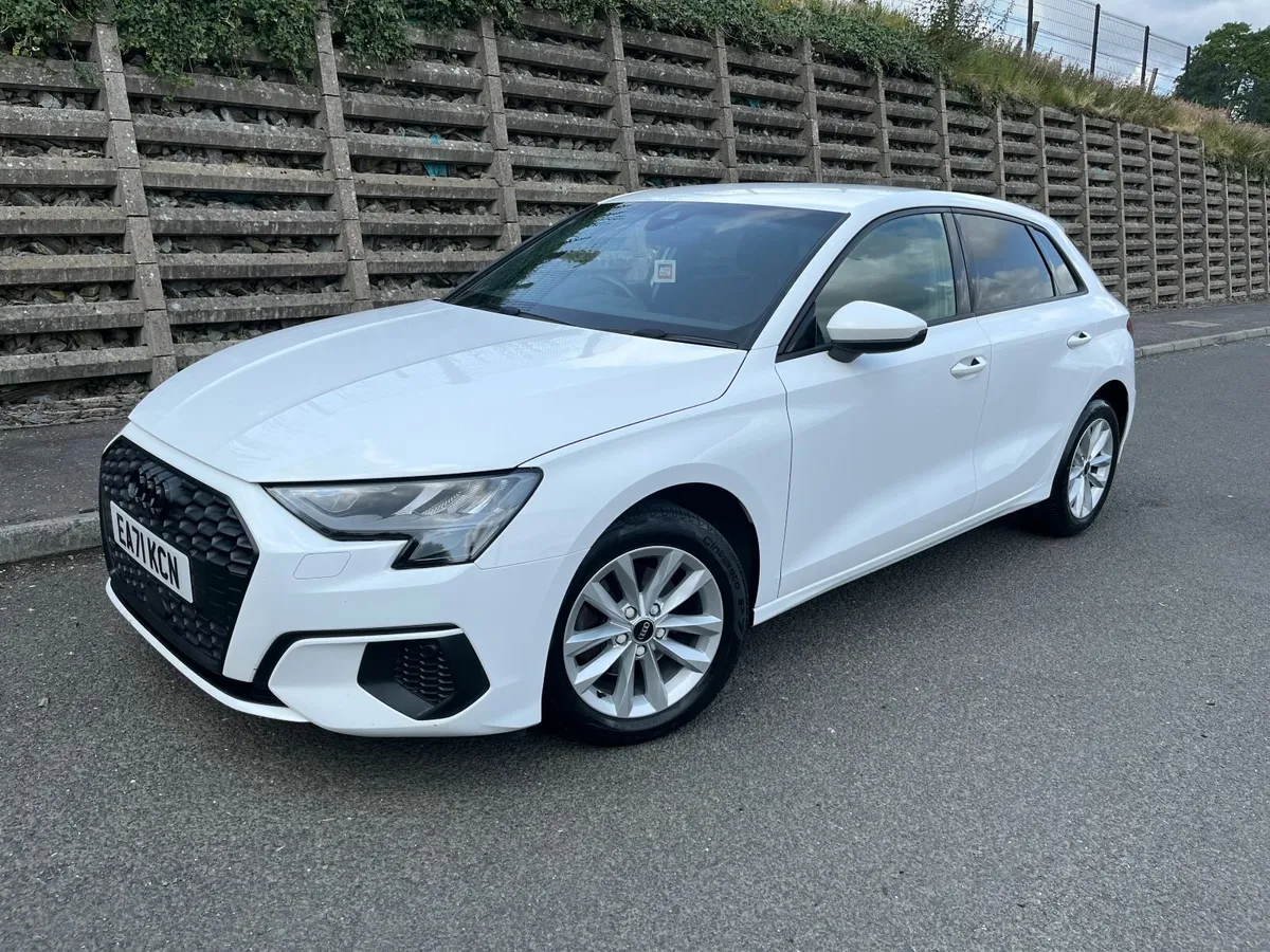 2021 Audi A3 30 TFSI Technik 5dr 1.0 110bhp White - Image 4