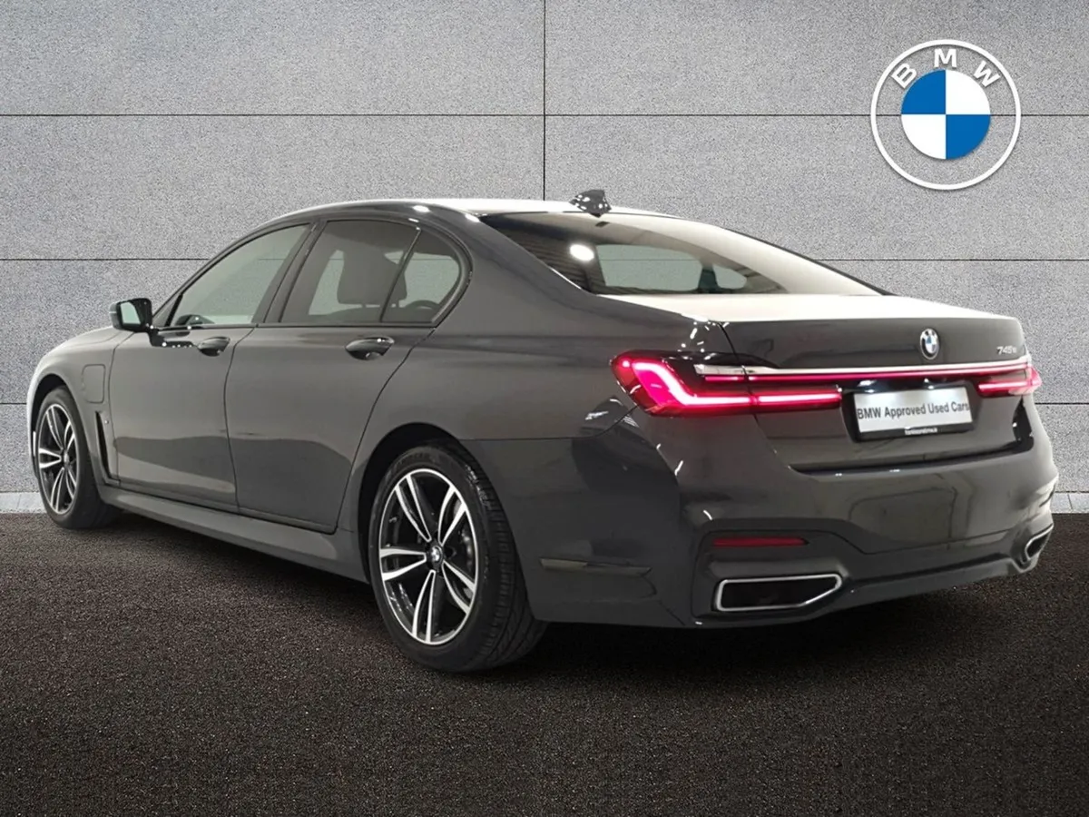 BMW 7 Series 745e M Sport Saloon - Image 3