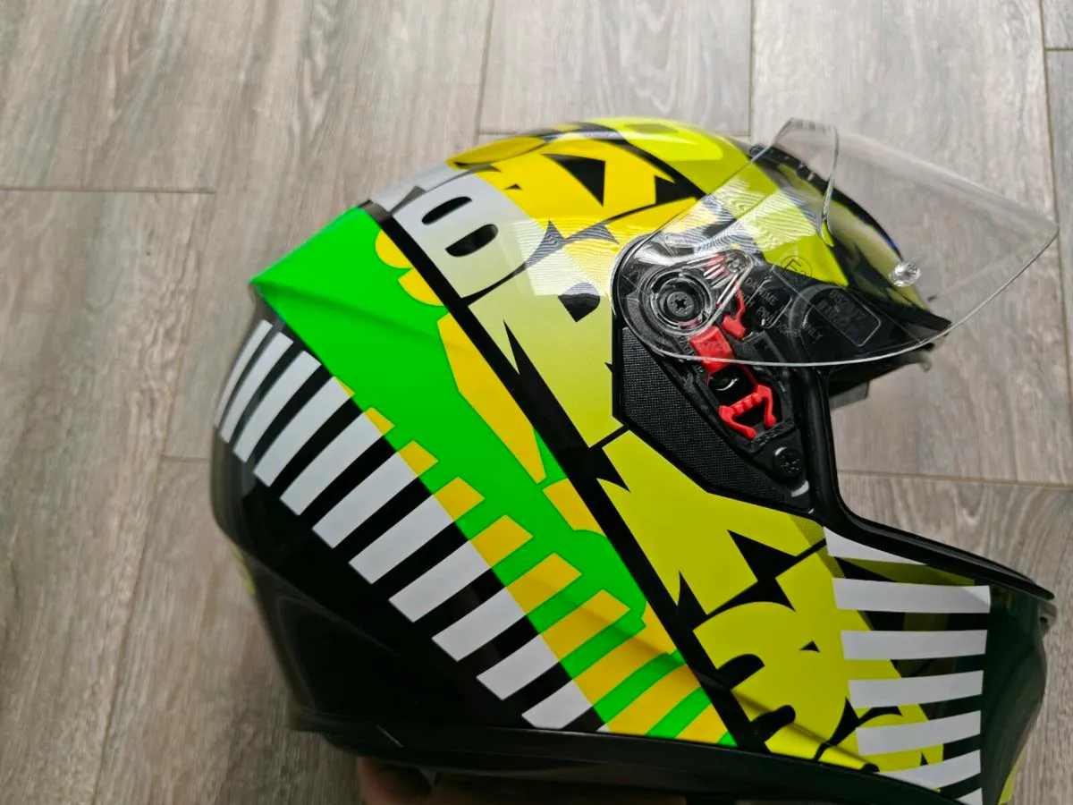 VR 46 agv motorcycle helmet - Image 4