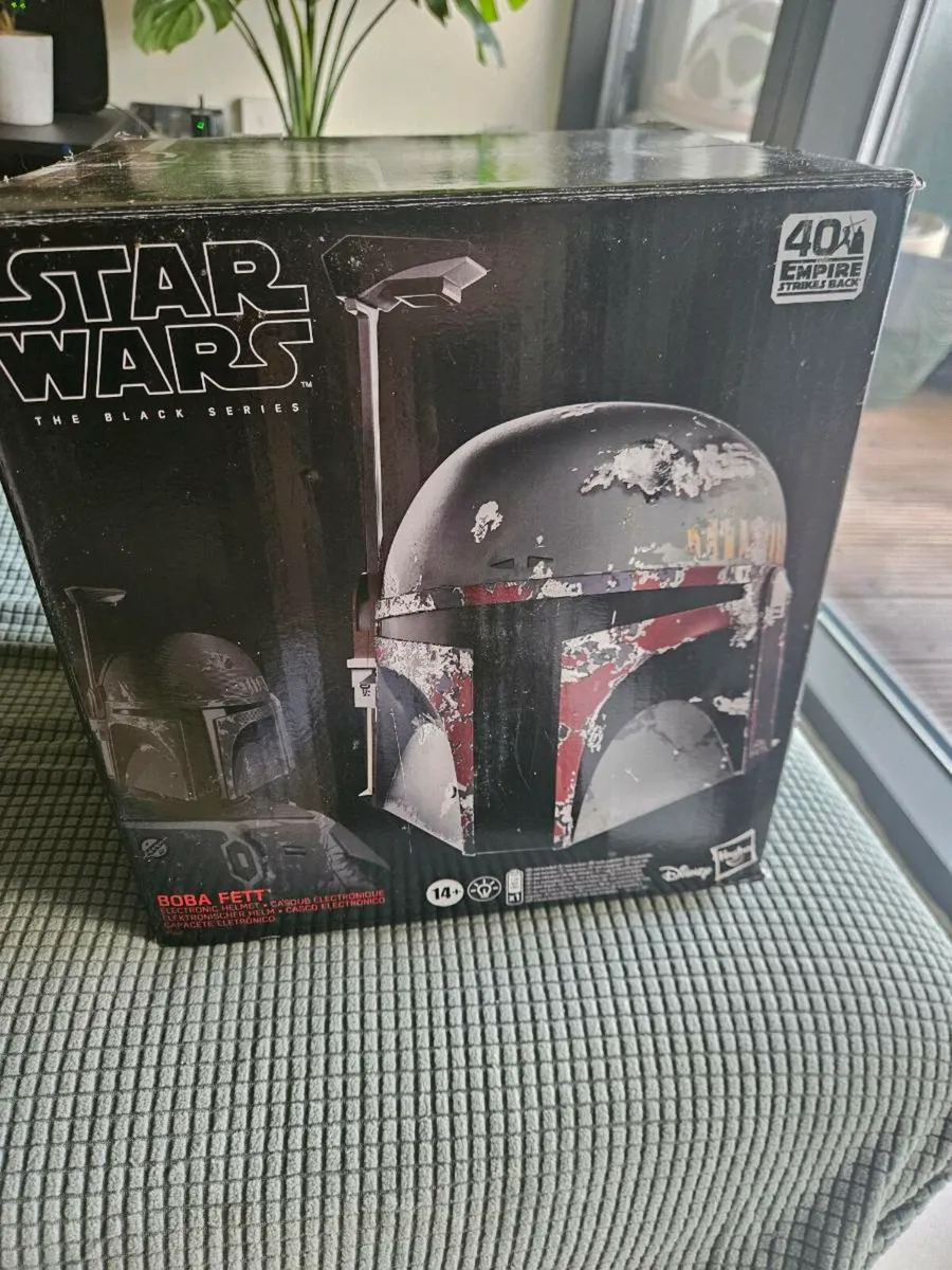 Boba fett black series helmet - Image 1