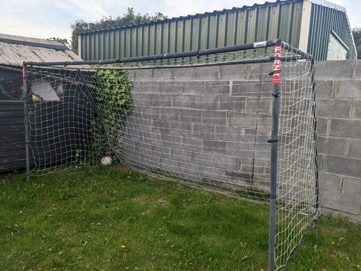 Large Soccer goal - Image 2