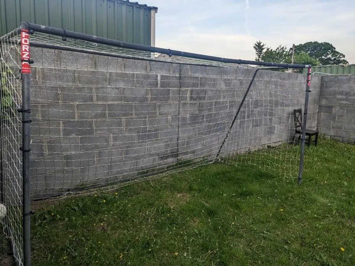 Large Soccer goal - Image 3
