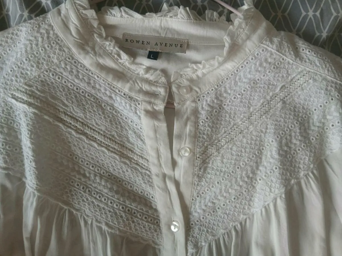 Ladies Blouse - Image 2