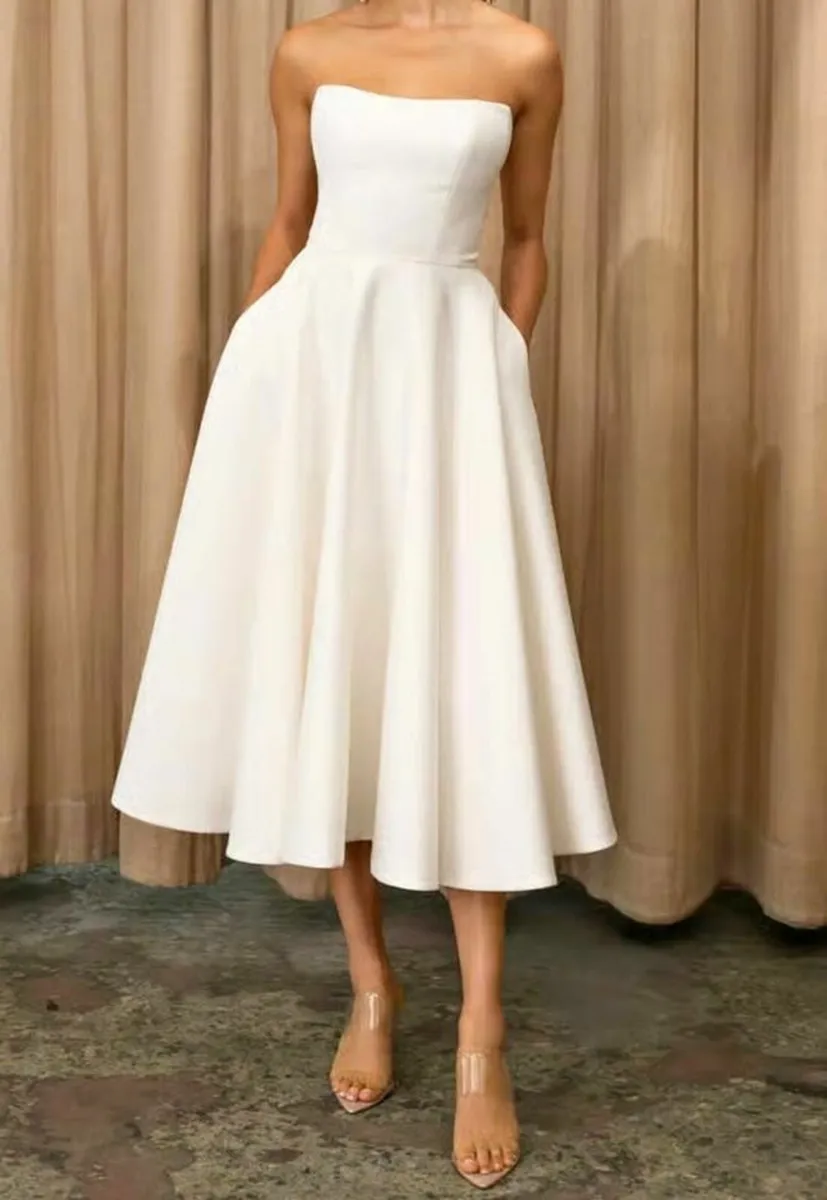 Wedding/bridal dress - Image 1