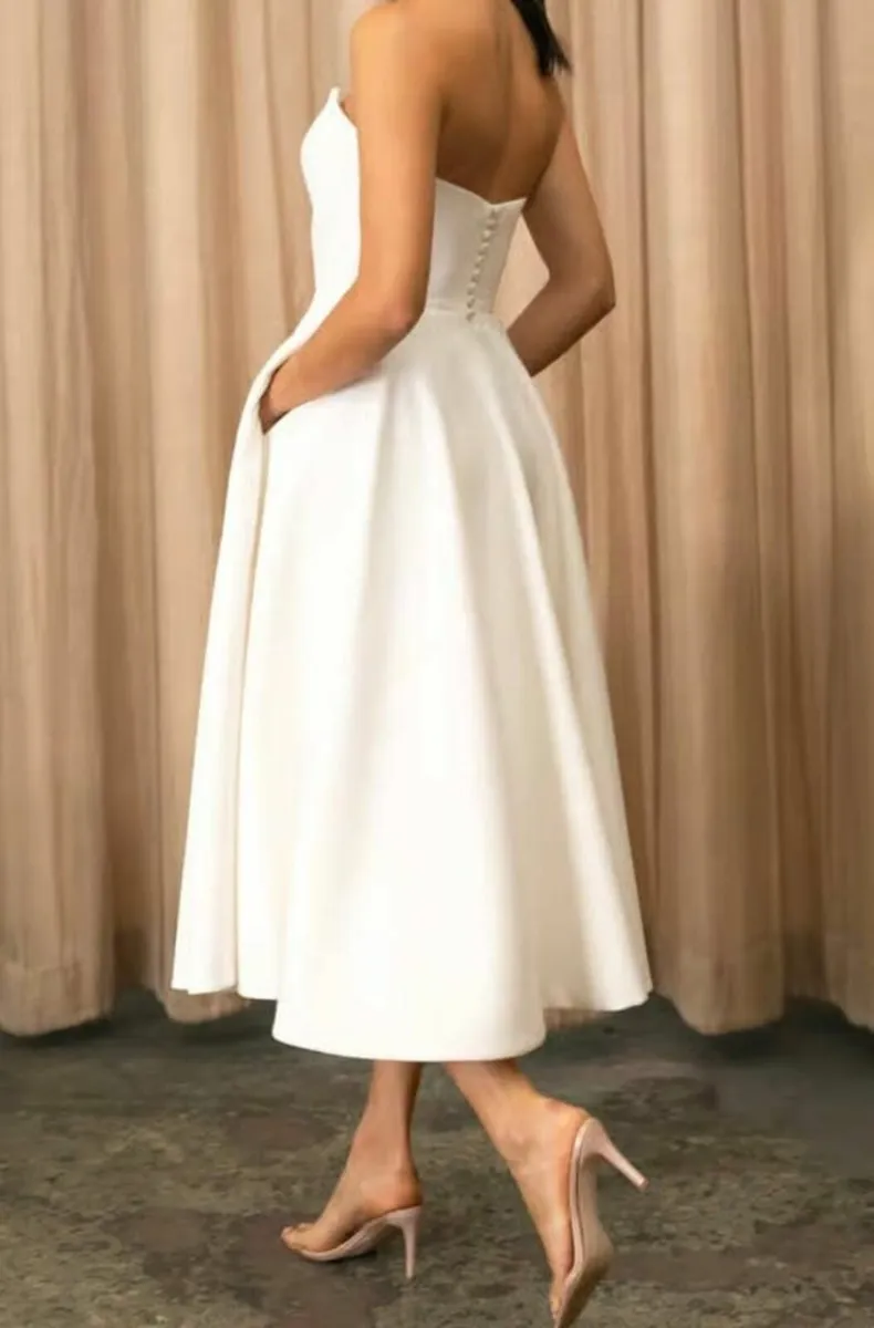 Wedding/bridal dress - Image 2