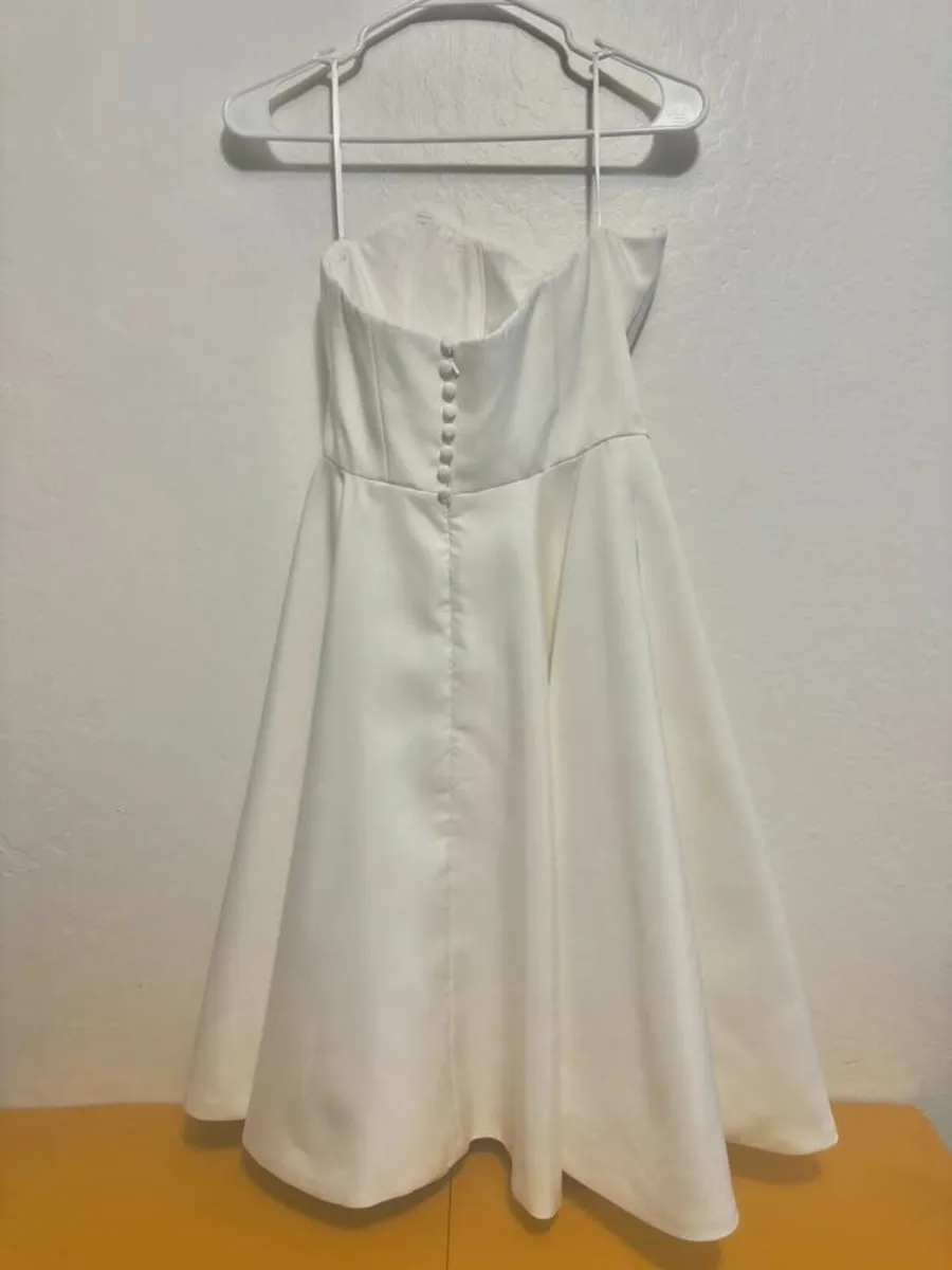 Wedding/bridal dress - Image 4