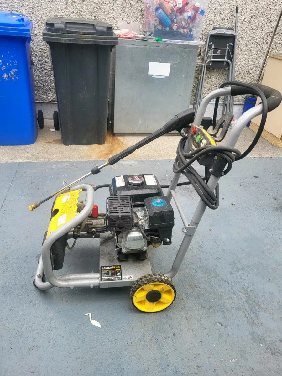 Pressure washer - Image 2