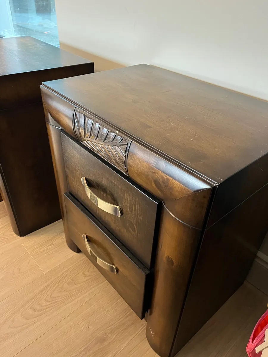 Solid Timber King-Size Bed  & Matching Lockers - Image 2
