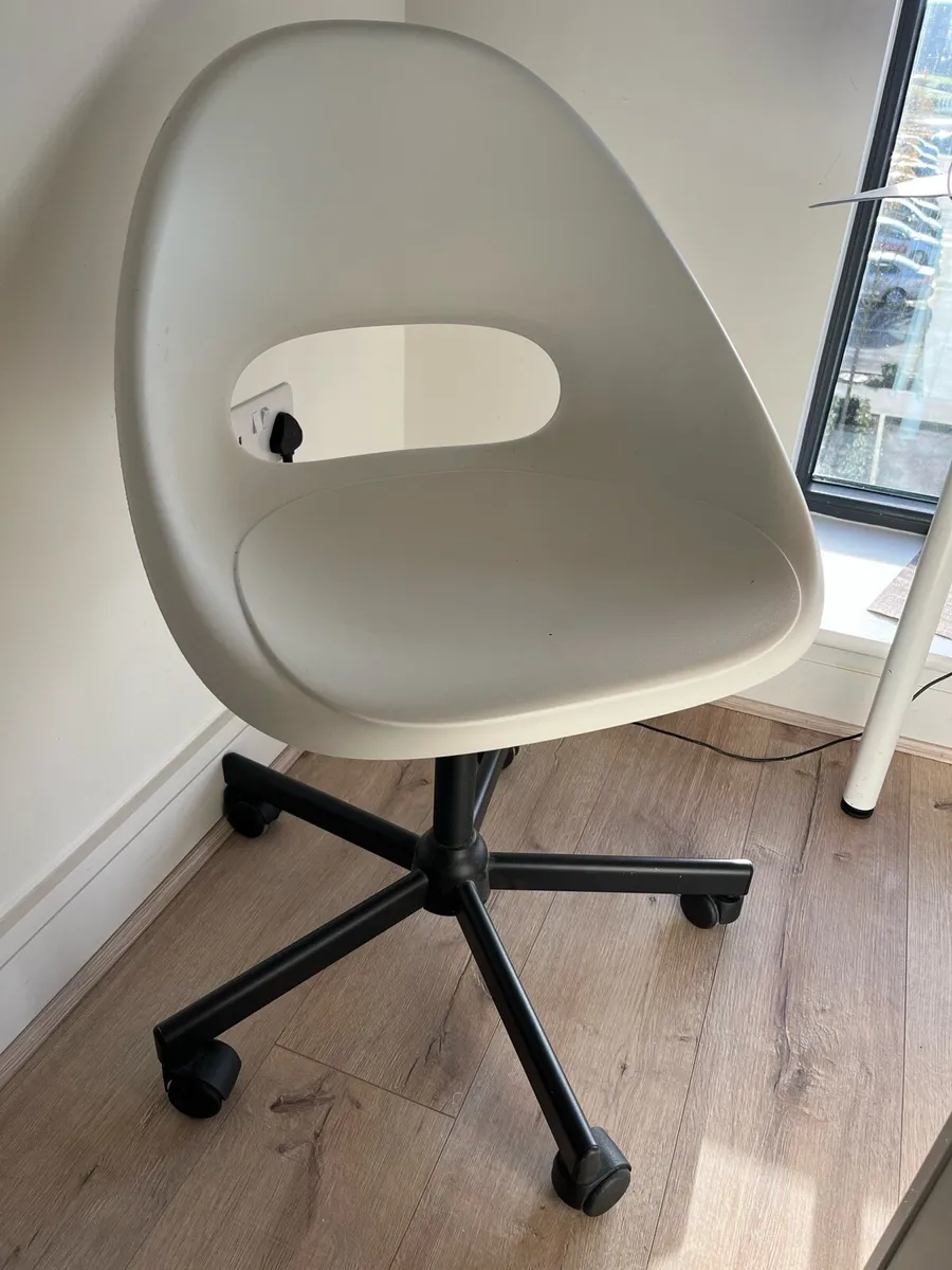 Furniture - Image 3