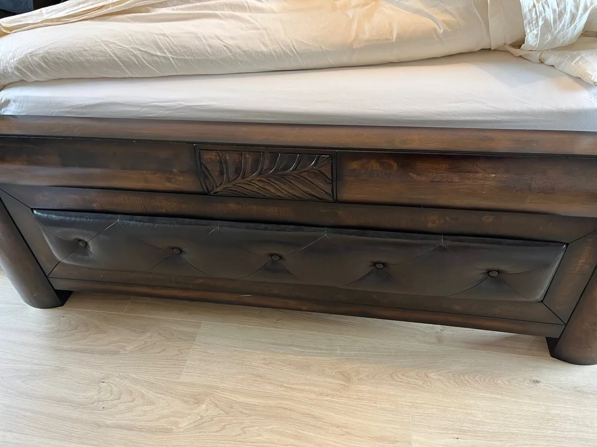 Solid Timber King-Size Bed  & Matching Lockers - Image 4
