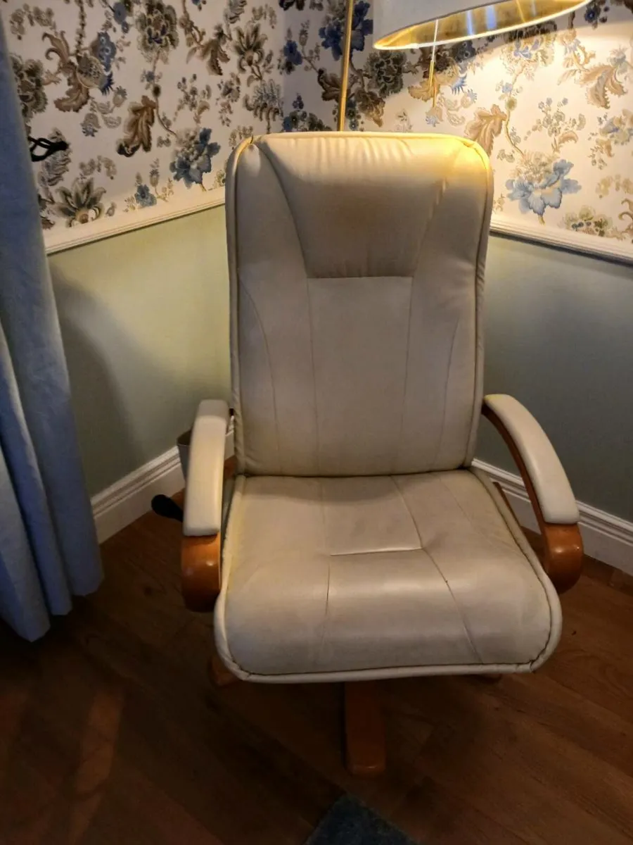 Leatherette chair and stool - Image 2