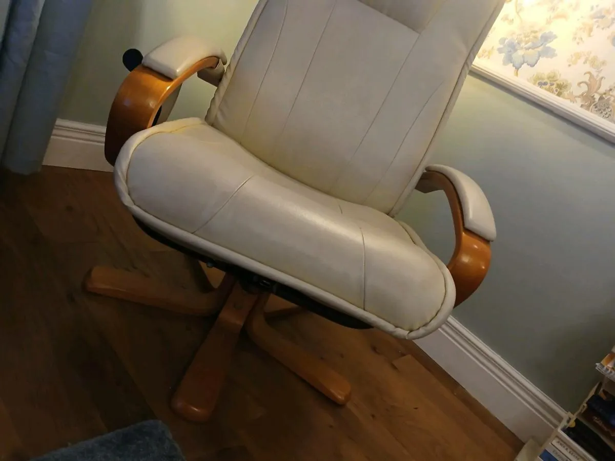 Leatherette chair and stool - Image 3
