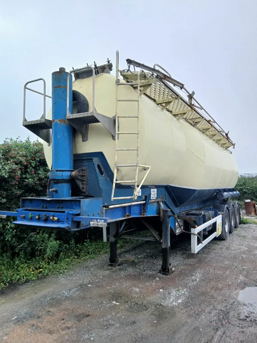 Silo Tanker - Image 3