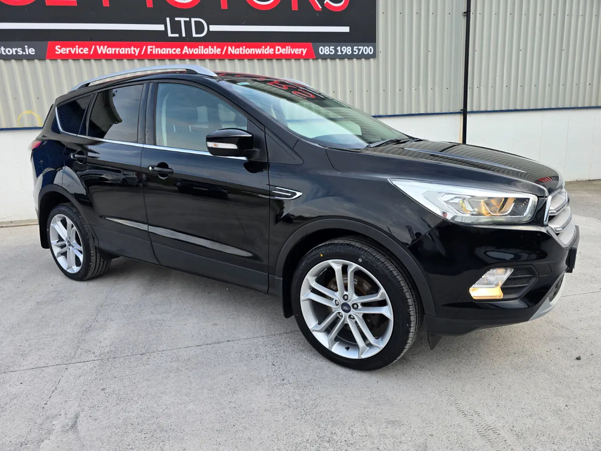 2018 FORD KUGA TITANIUM MODEL LOW MILAGE - Image 2