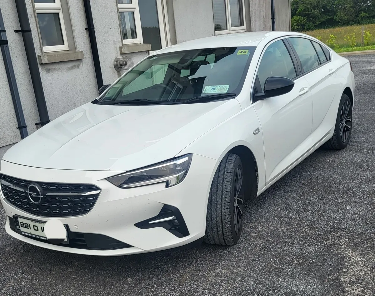 Opel Insignia 2022 - Image 1