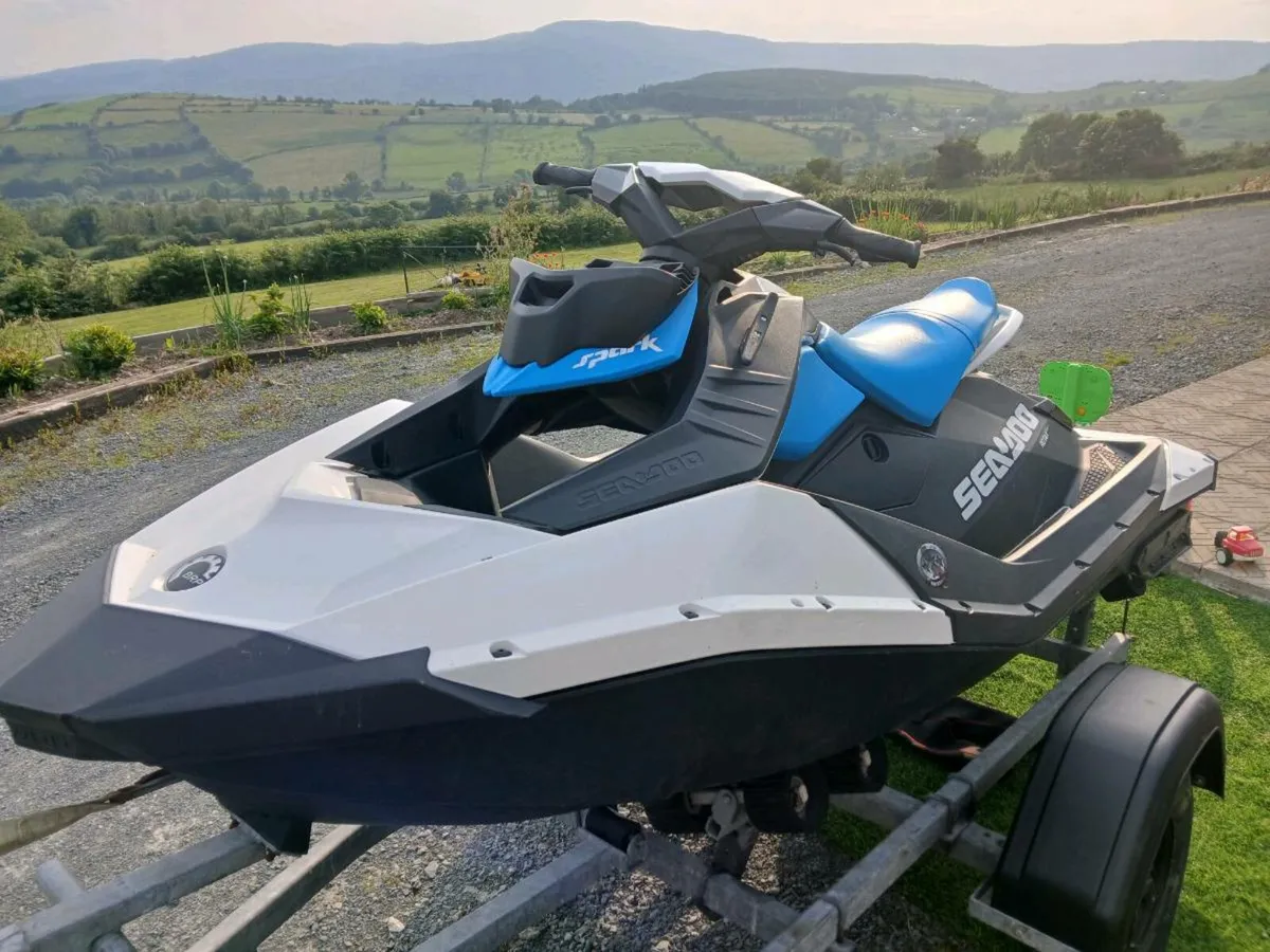 SEADOO SPARK 2018 47HRS JETSKI - Image 1