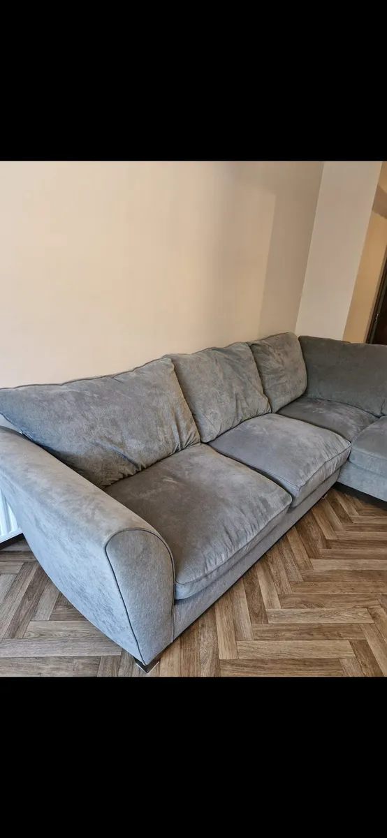 L Shaped Couch - Image 2