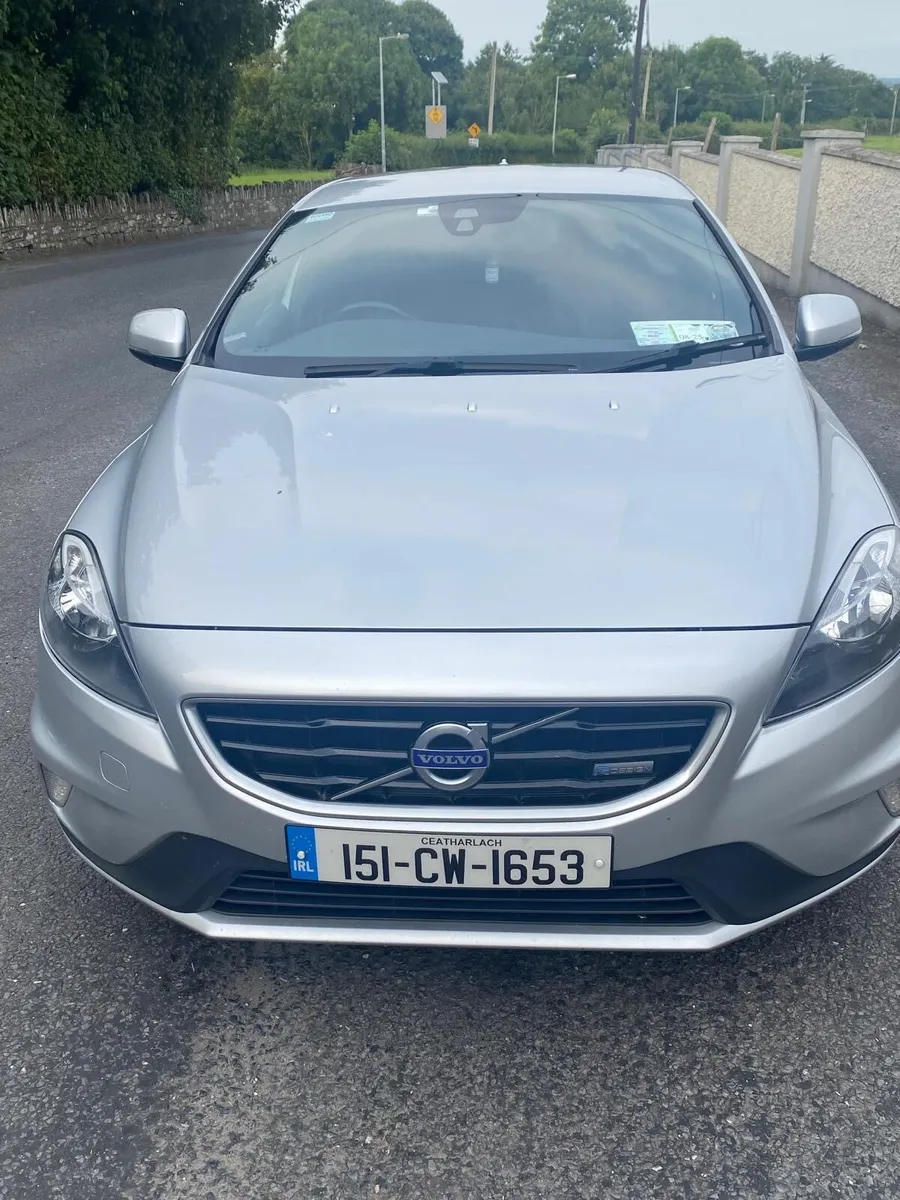 Volvo V40 2015 1.6 D2 R Design - Image 3