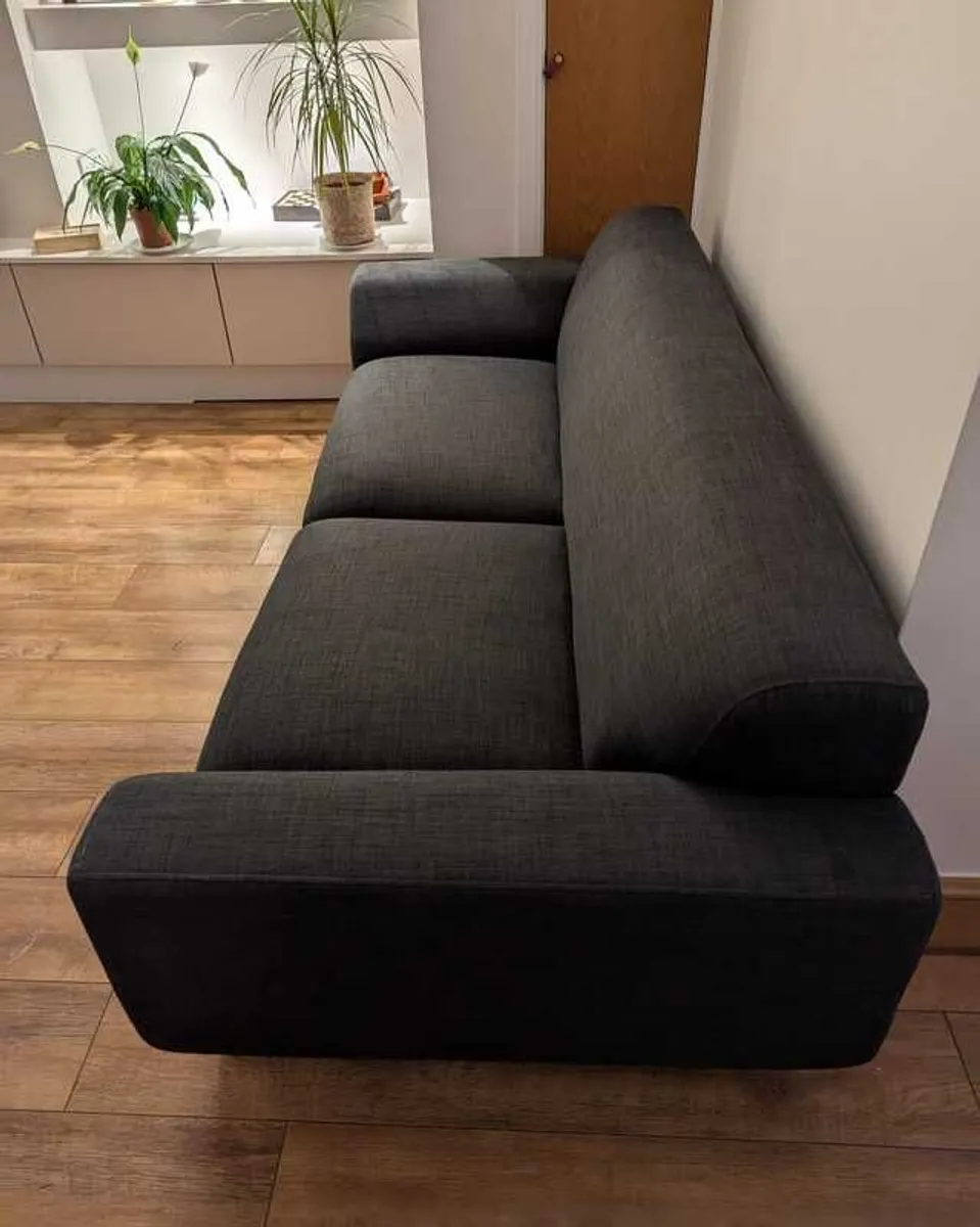3-seater DFS sofa. Like new. Recently purchased. - Image 1