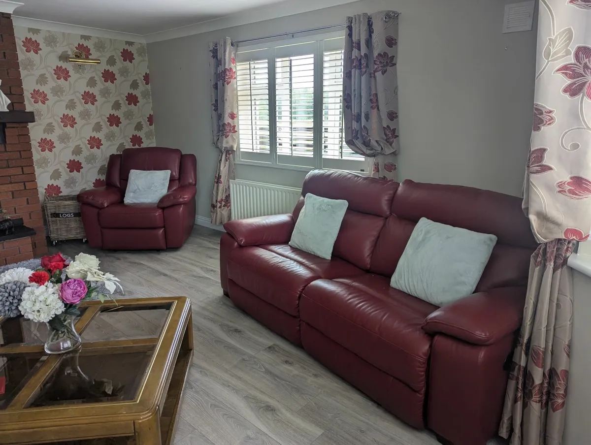 Suite of furniture - Image 4