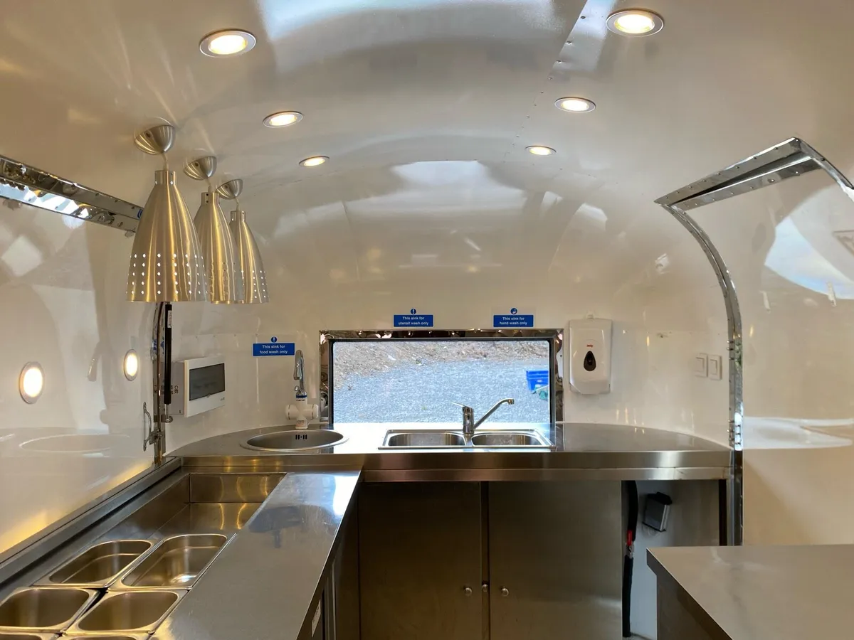 Silver Airstream Catering Trailer - Image 1