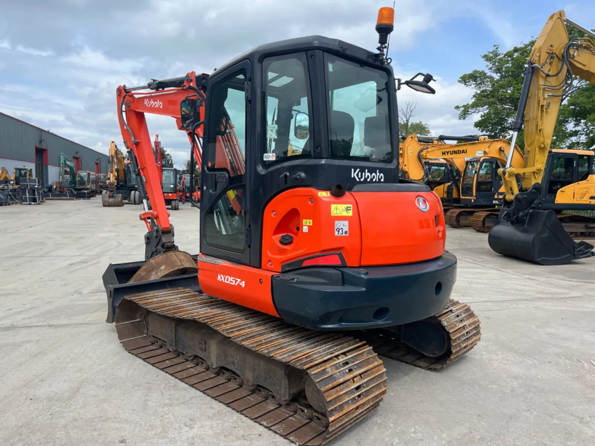 2015 Kubota KX057-4 - Image 3