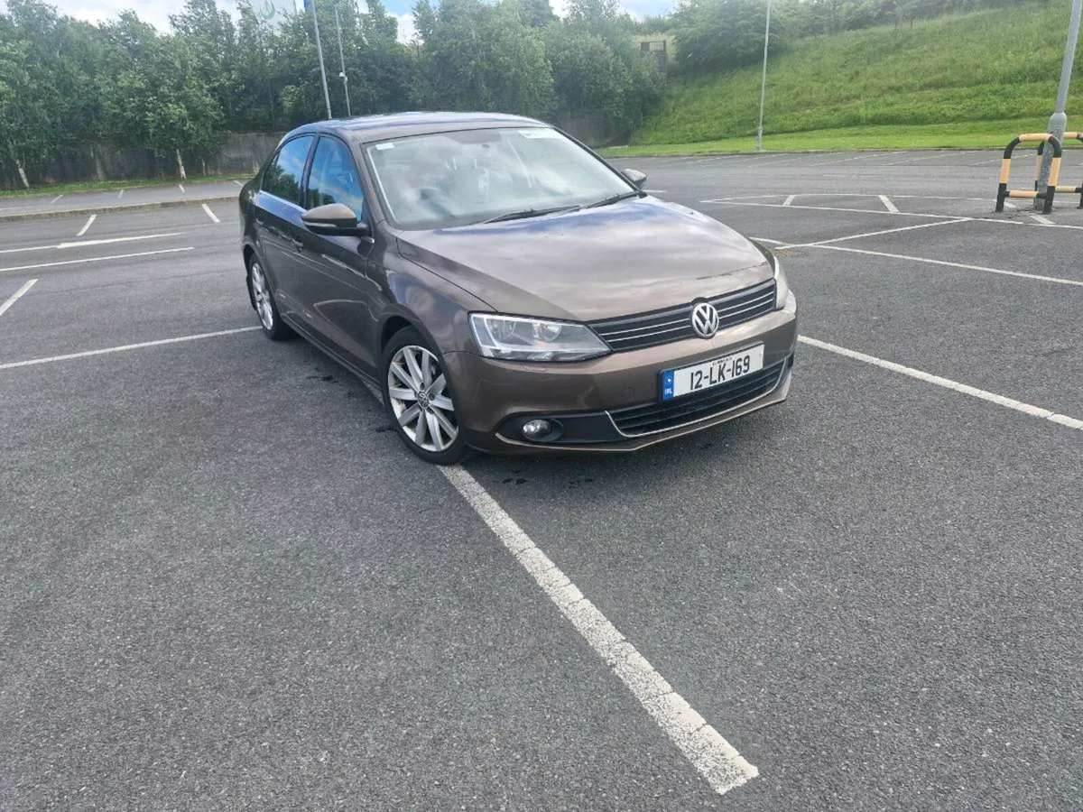 Volkwagon jetta 2012 - Image 1