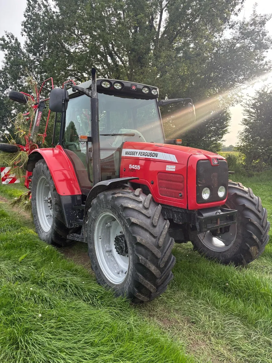 Massey Ferguson 5455 - Image 1