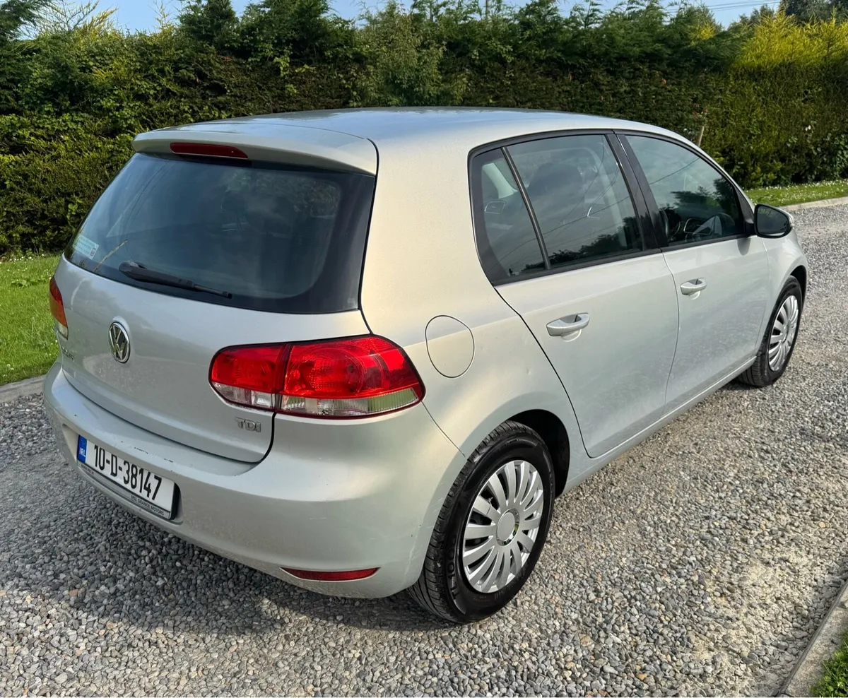 Volkswagen Golf - Image 4