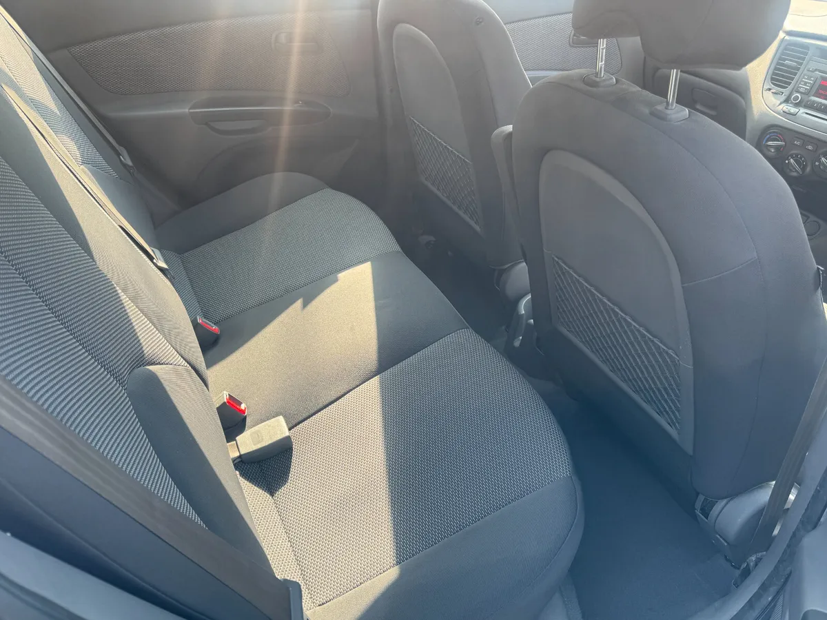 2011 KIA RIO 1.4 PETROL - Image 4