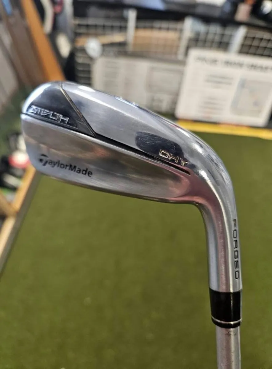 Taylormade Stealth DHY Forged 2 Iron - Image 2