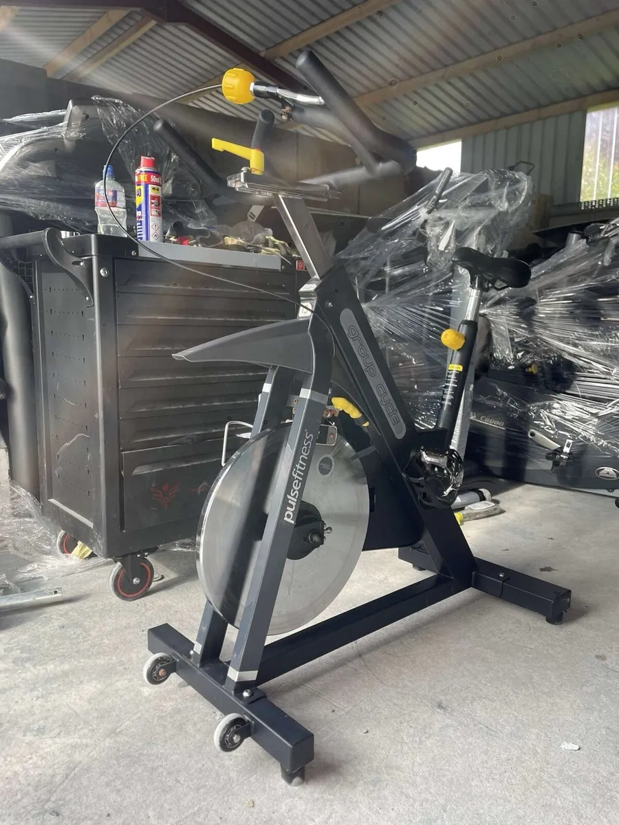 PRO PULSE SPIN BIKES - Image 3