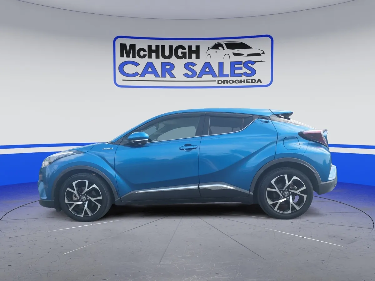2017 Toyota 1.8 Petrol Hybrid Automstic Luna Sport - Image 4