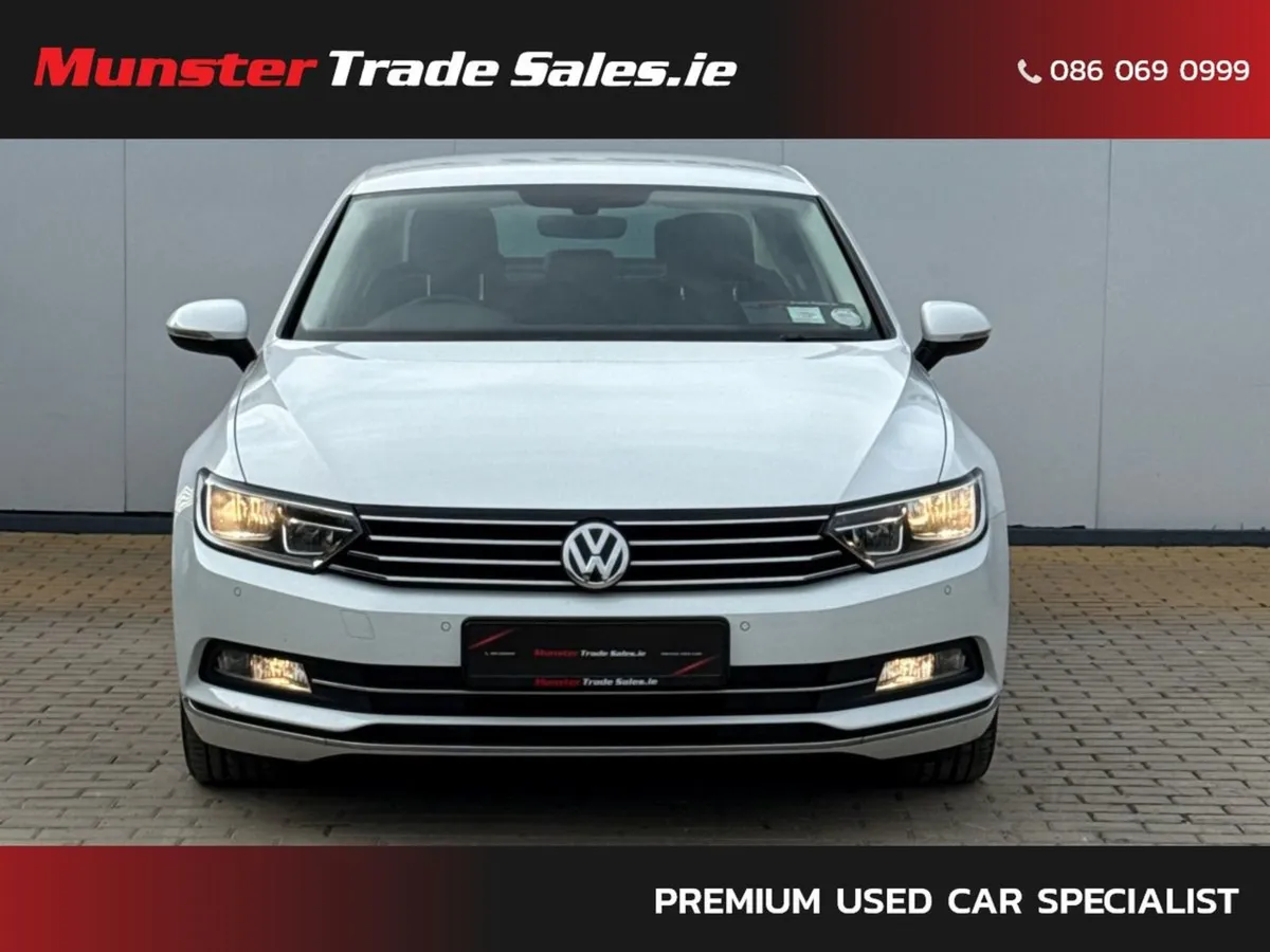 Volkswagen Passat 1.6 TDI 120HP Highline Low Kms - Image 3