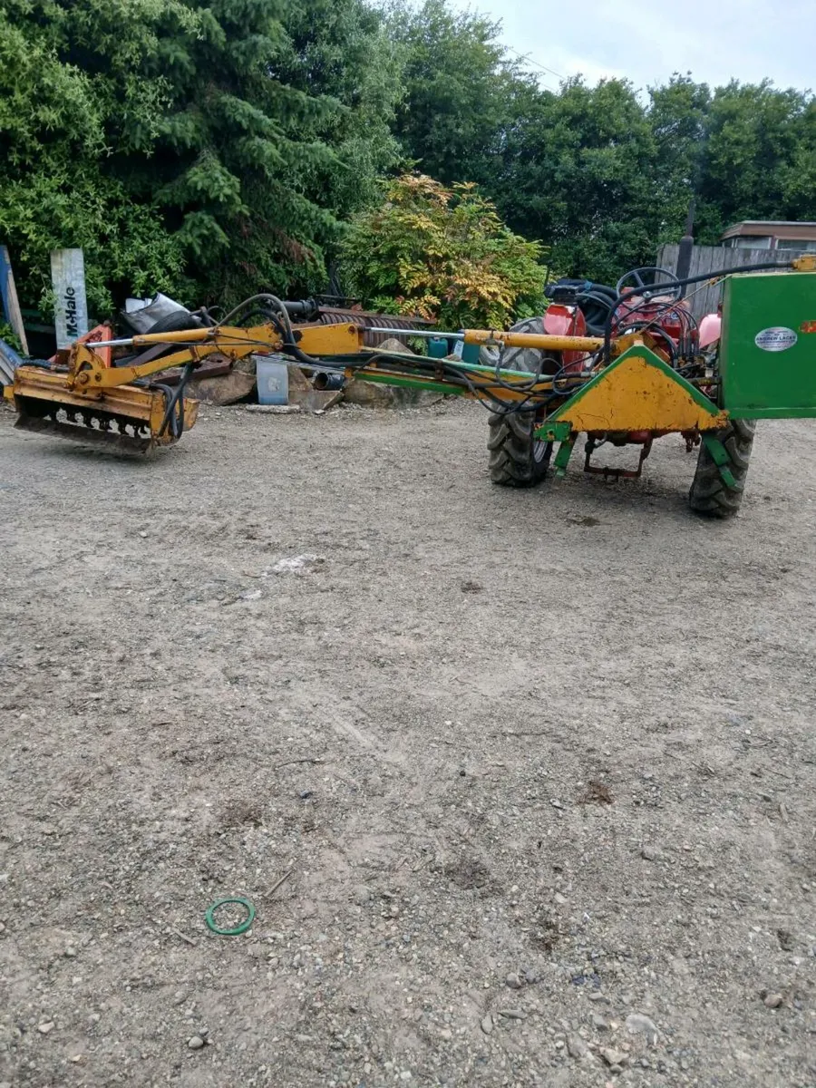 Romford hedgecutter - Image 1