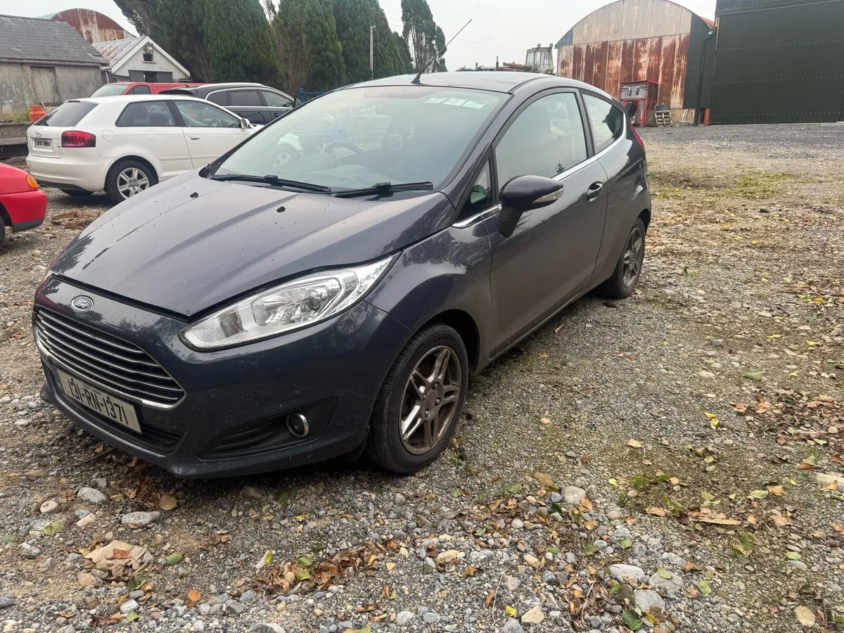 2013 Ford Fiesta - Image 1