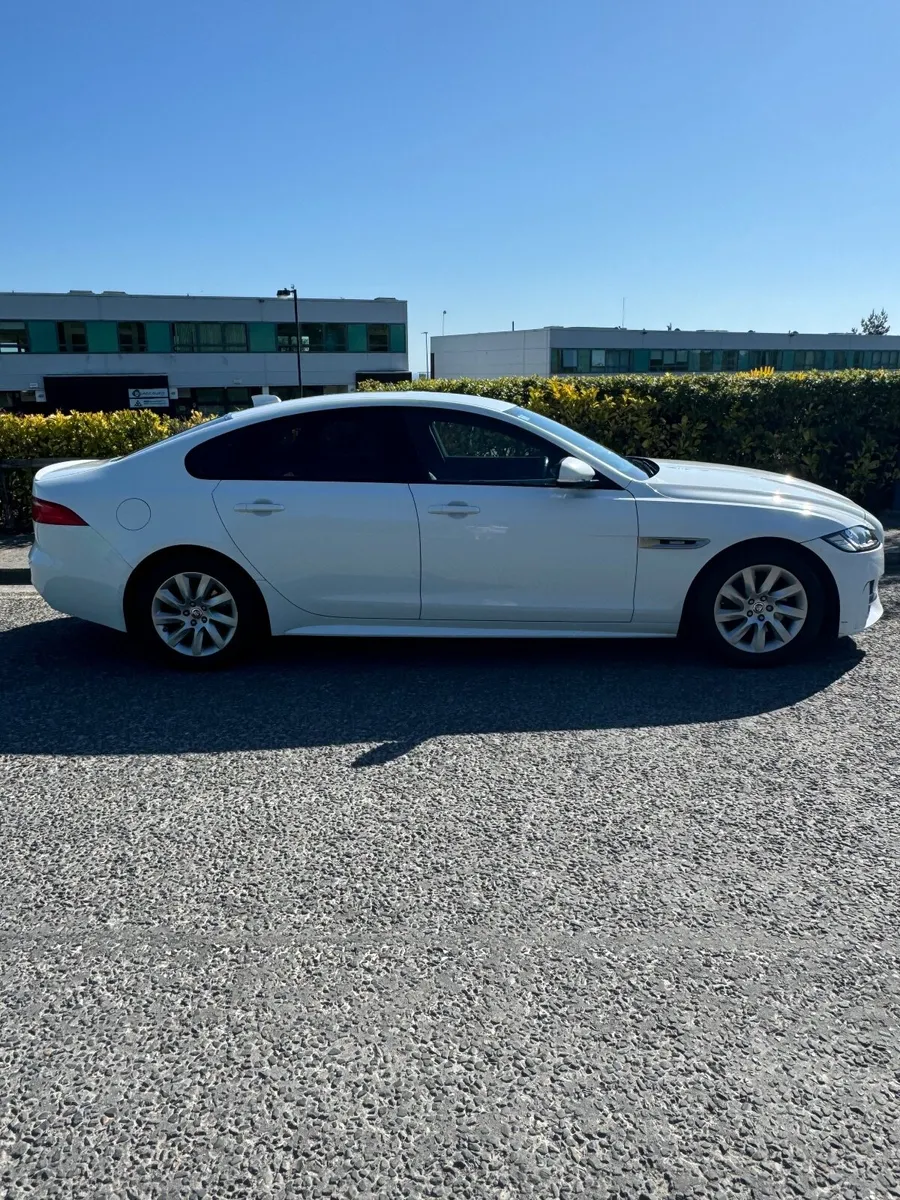 Jaguar XF 2017 - Image 1