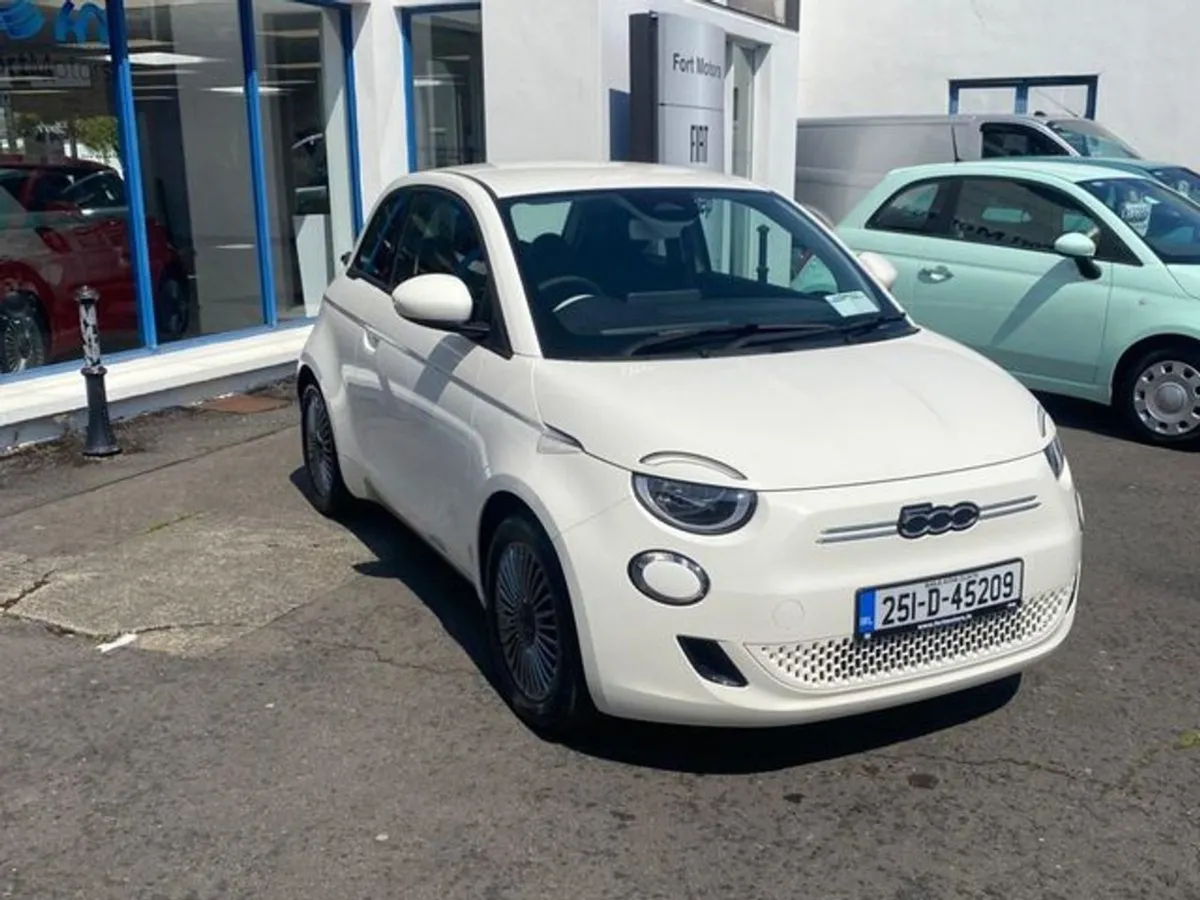 Fiat 500 Icon EV Auto - Image 3