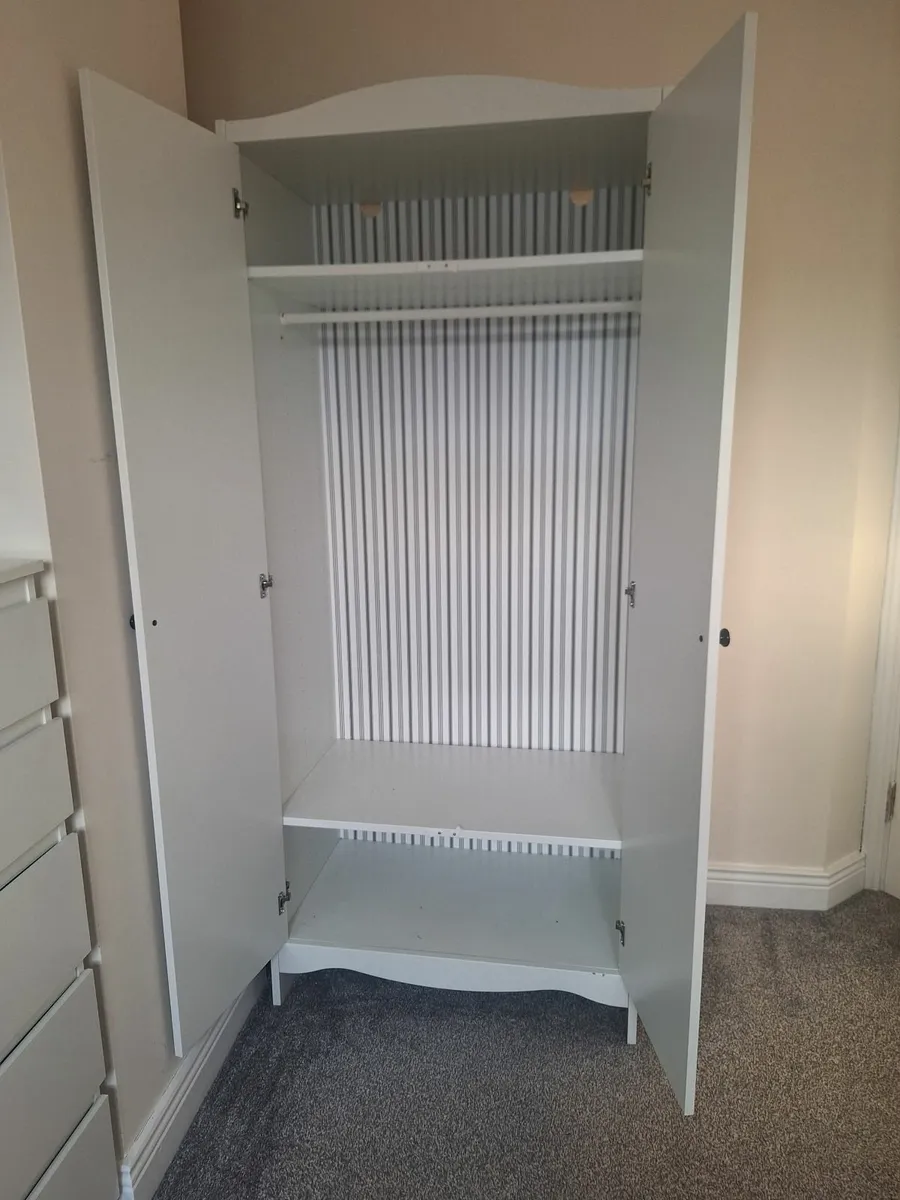 Wardrobe - Image 2
