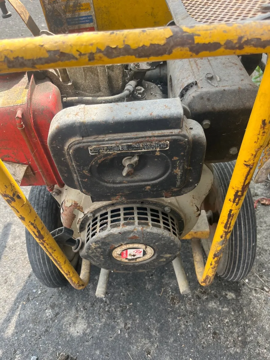 Diesel generator - Image 1